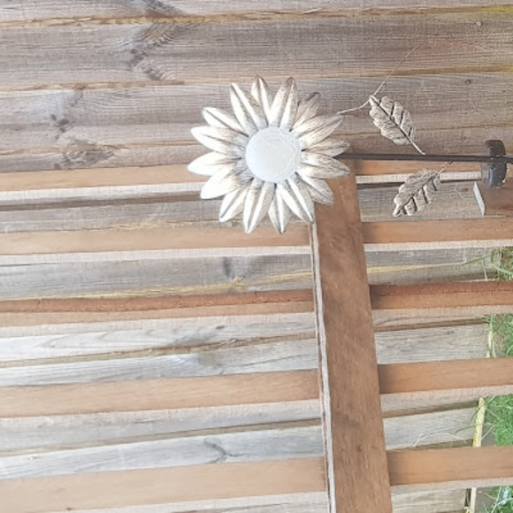 Meet your Posher, Catherine - Picture 1 of 1